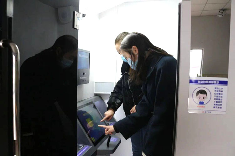 自助體檢機一站式完成 ，學車體檢不用跑冤枉路 
